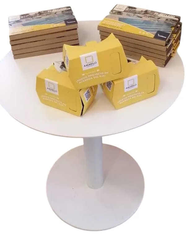 Cardboard personalizado para Amarilo