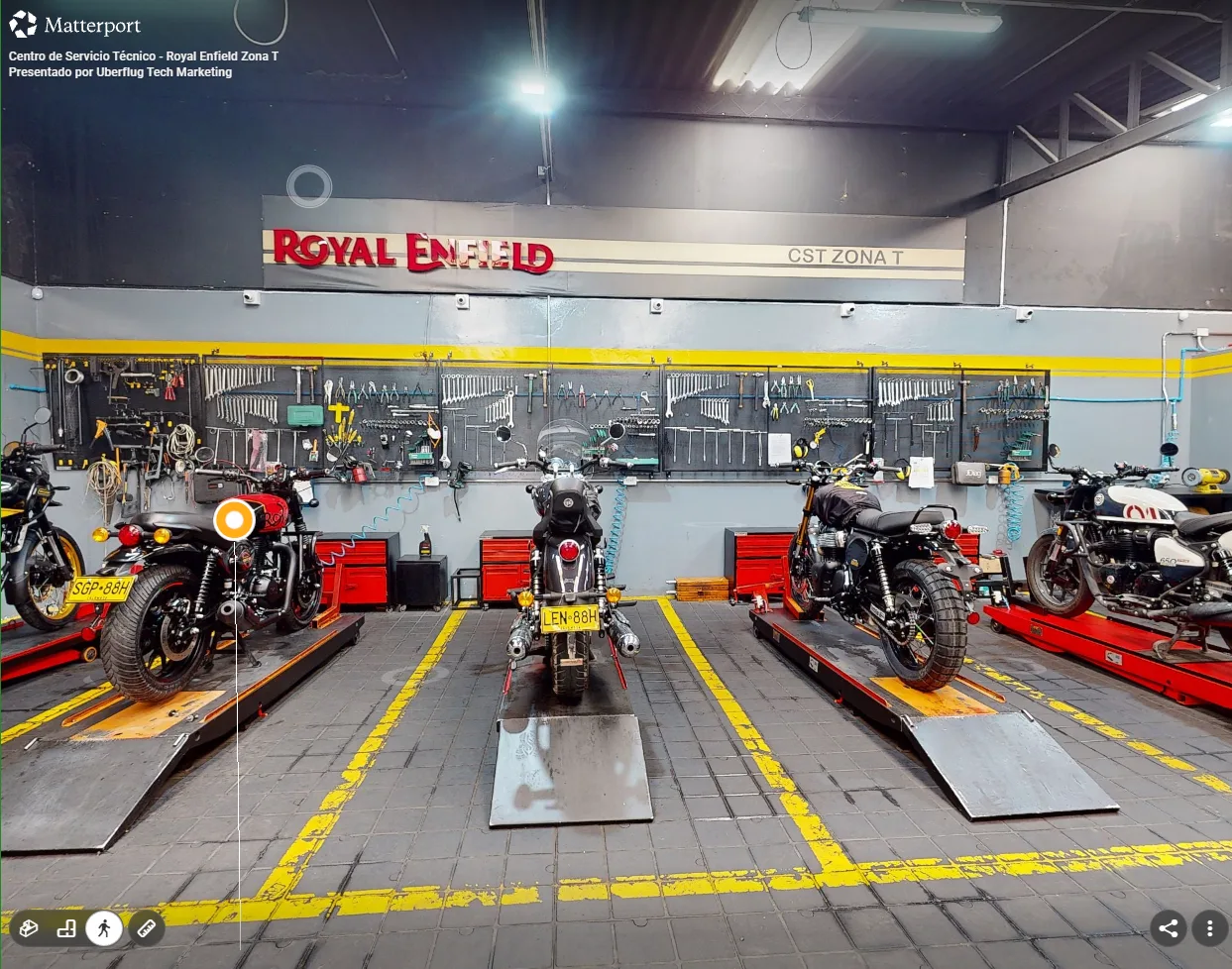 Recorrido virtual 360° del taller del Centro de Servicio Técnico Royal Enfield Zona T